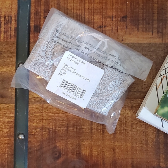 💗 Free People Starla Underwire Bra 💗 - Picture 7 of 13